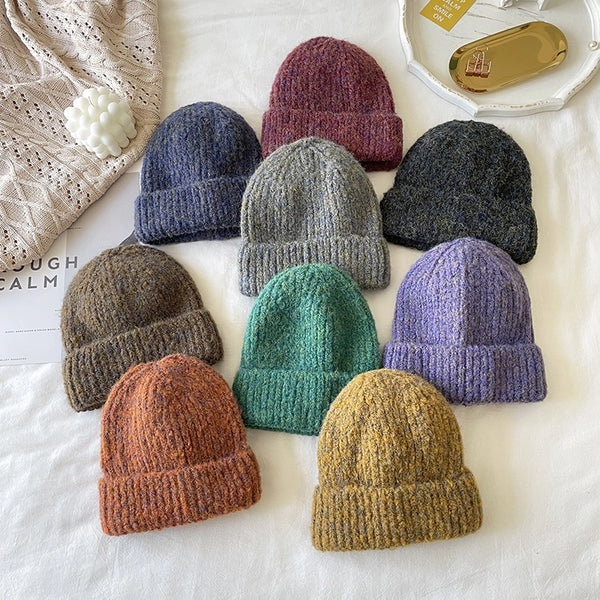 Women's Elegant Basic Simple Style Solid Color Eaveless Wool Cap