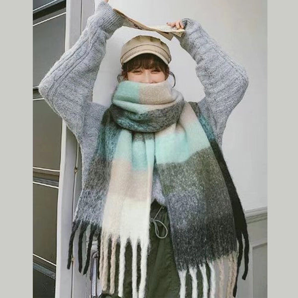 Women's Fashion Stripe Polyester Tassel Winter Scarves