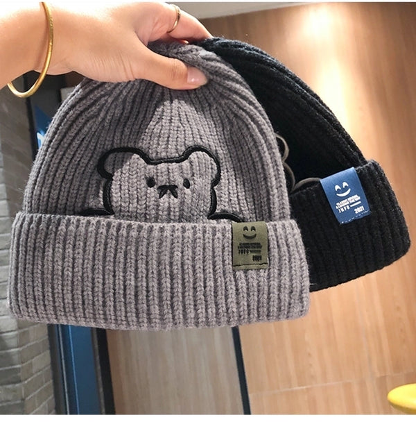 Women's Simple Style Bear Eaveless Wool Cap