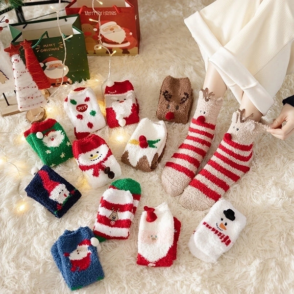 Women's Minimalist Christmas Tree Santa Claus Snowman Cotton Jacquard Crew Socks